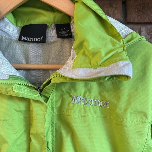 Women’s Marmot Precip Rain Jacket Green Envy Size Small - Picture 2 of 7